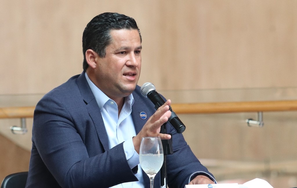 Guanajuato anuncia 800 mdp en apoyos sociales y económicos 