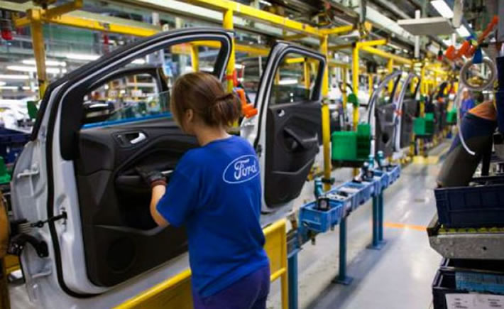 México busca la llegada de Ford tras el cierre de sus plantas en Brasil