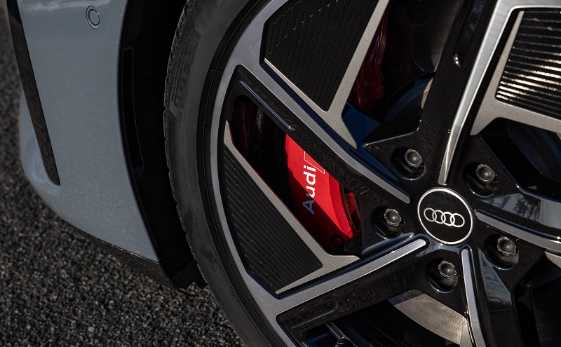Audi impulsa su Programa de CO2 para la creación de aluminio sostenible para las llantas 