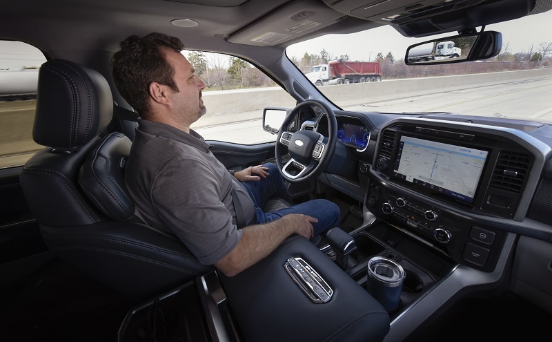 Ford presenta BlueCruise, impulsa una nueva era de manejo autónomo