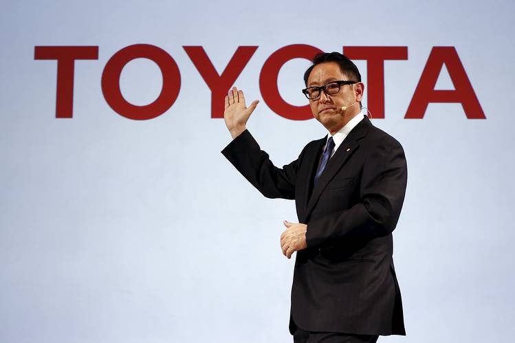 Reconocen a Akio Toyoda, presidente de Toyota, como Persona del Año del Mundo Automotriz