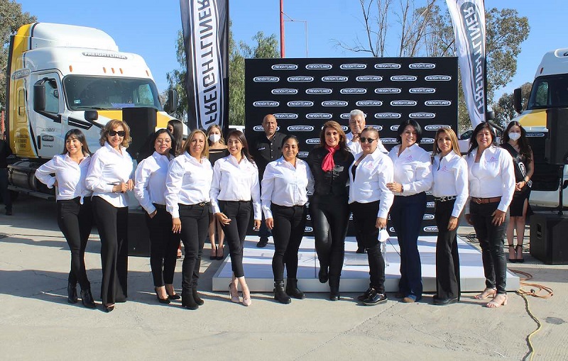 Formalizan en Tijuana la primera Asociación de Mujeres Operadoras para el transporte de carga