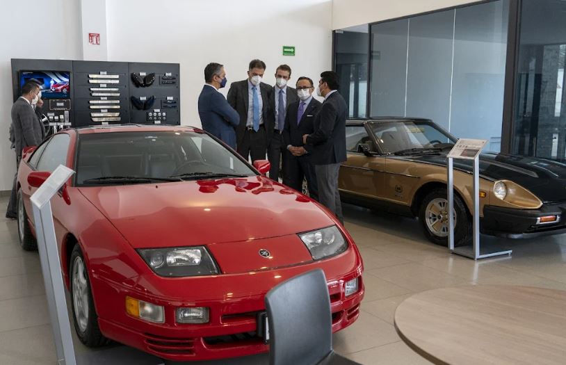  Nissan presenta la nueva imagen de las agencias Customer Shopping Area  .  en México