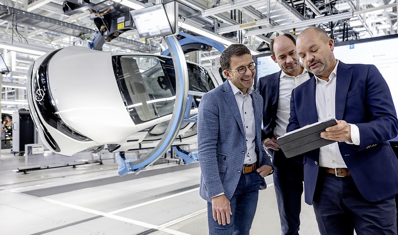 Mercedes-Benz y Microsoft promueve la eficiencia y la sostenibilidad en la producción de autos