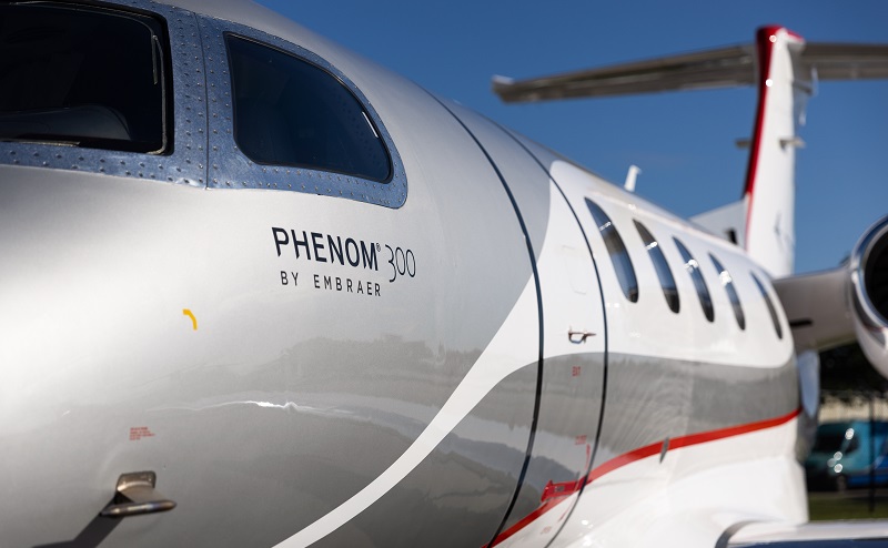 Phenom 300MED de Embraer certificación de FAA y EASA