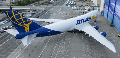 Boeing pone fin a una era; entrega su último 747