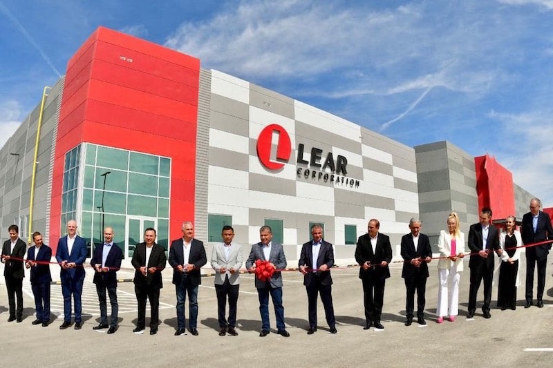 Lear inaugura la planta Torreón II en Coahuila; producirán arneses para autos eléctricos