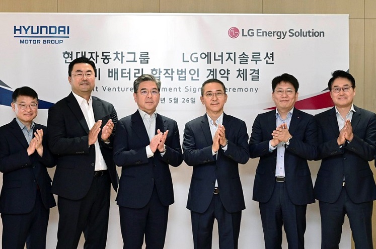 Al construir la segunda JV de fabricación de baterías, el Grupo y LGES tienen como objetivo continuar fortaleciendo los lazos con su asociación de larga data en el esfuerzo de electrificación