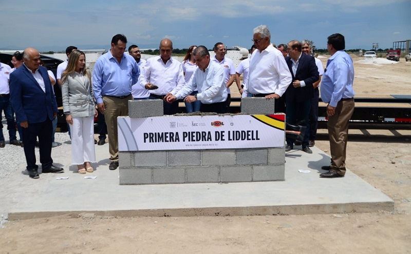 Liddell coloca la primera piedra de su segunda planta en Coahuila