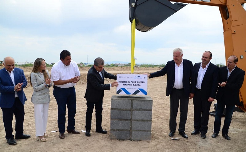 Mencorsa coloca la primera piedra para la construcción de un nuevo parque industrial en Coahuila