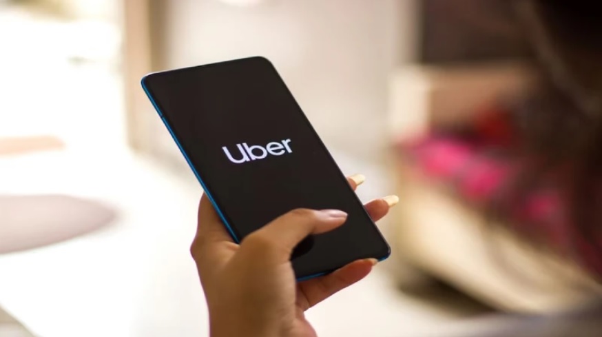 Hertz-AVASA Y Uber revolucionan la industria de la renta de autos