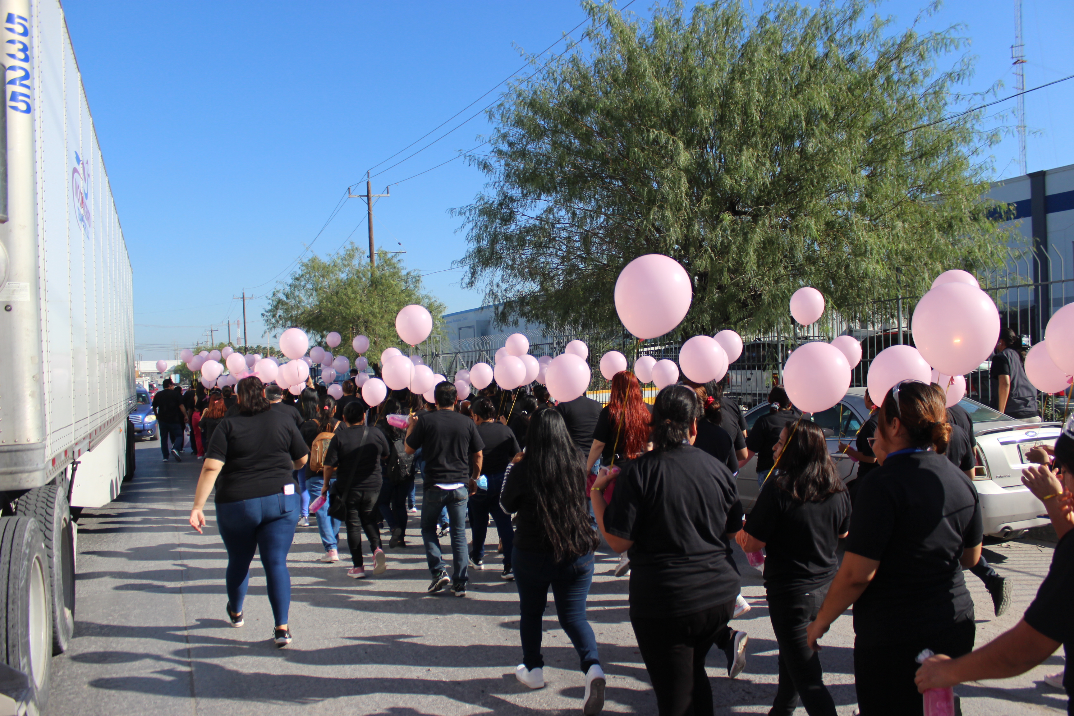 Una de las pioneras de esta marcha fue Nancy Sobrevilla, ex gerente de recursos humanos de Erika de Reynosa y quien falleció a causa de la enfermedad.