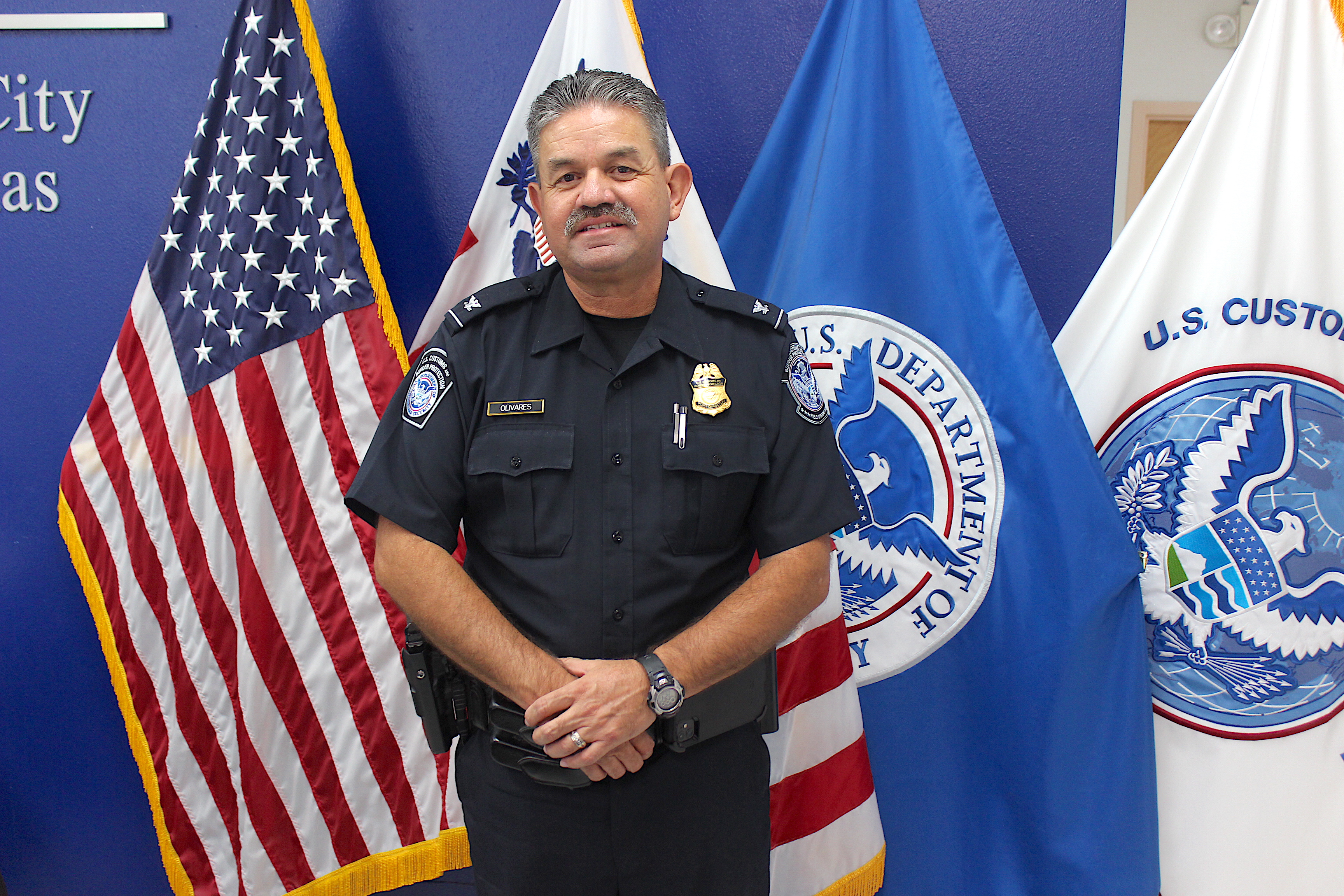 Rogelio Olivares Jr, director de CBP en el Puerto de Río Grande City, Texas.