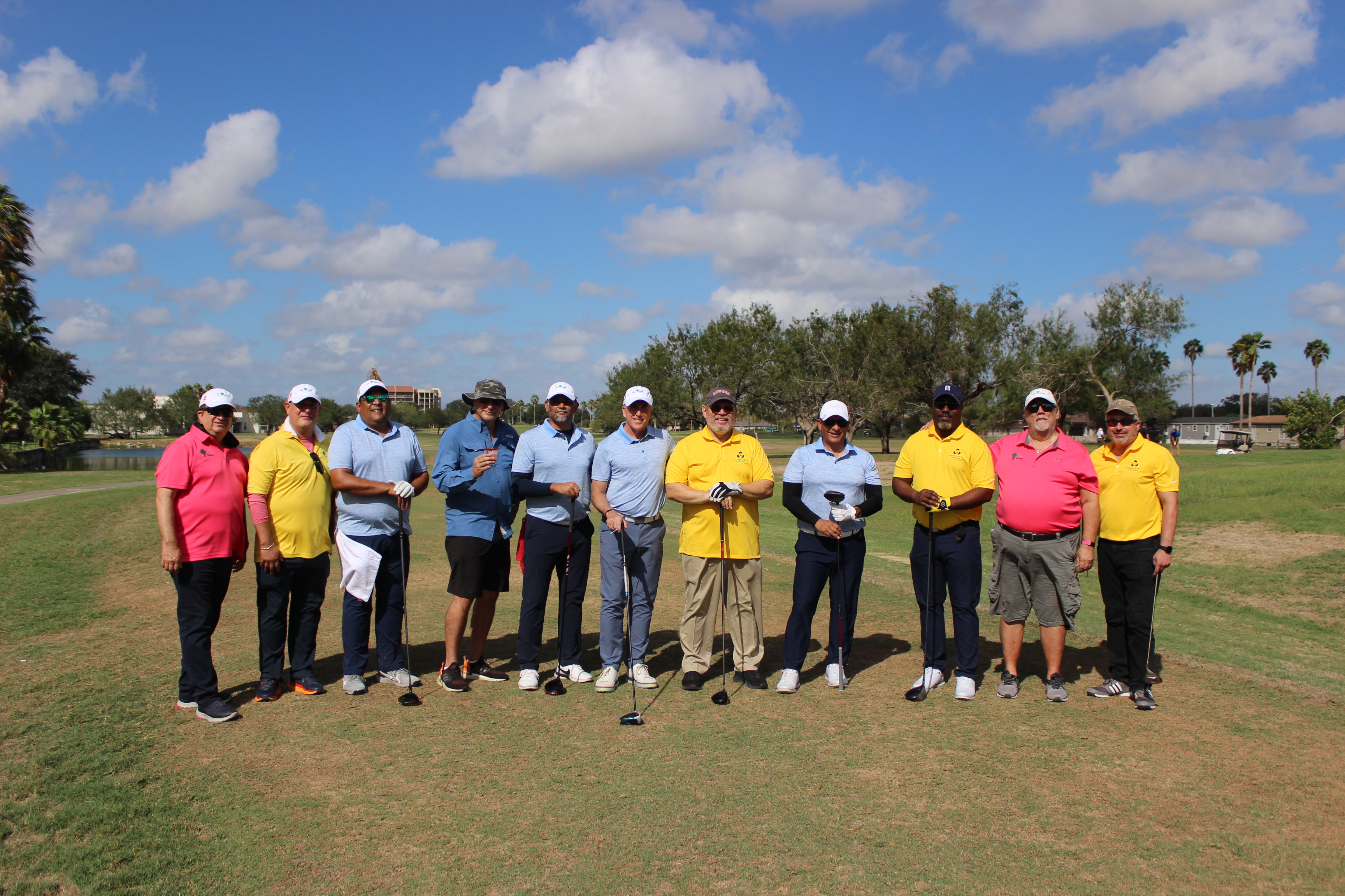 South Texas College participó como patrocinador del torneo anual de golf de Index 2023.