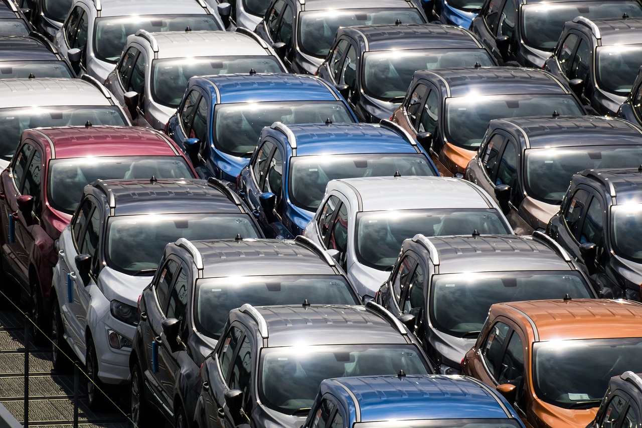 En octubre hubo un aumento del 18.11% en las exportaciones de vehículos ligeros, totalizando 316,421 unidades, y de un incremento del 22.76% en las ventas en el mercado interno, que llegaron a 113,672 unidades, según el Inegi.