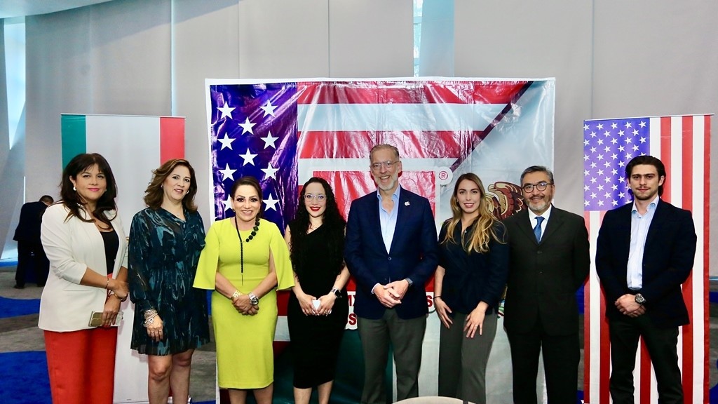 Fortalecen Querétaro y AMSDE relaciones con empresarios mexicanos en Estados Unidos