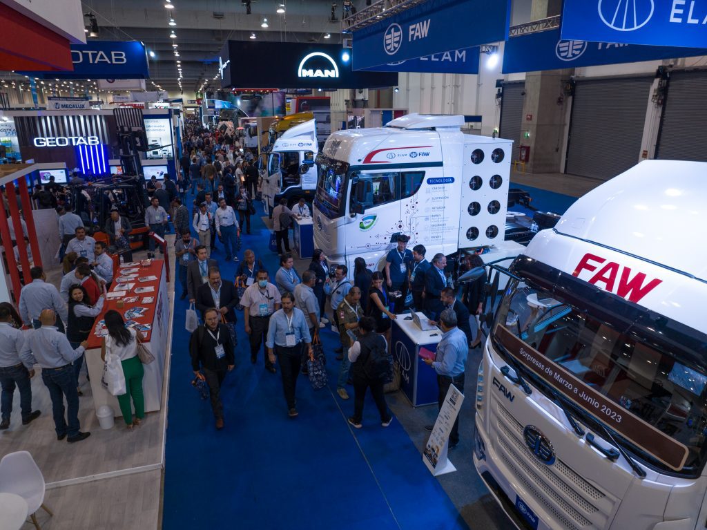 Forjando alianzas y conectando la industria: The Logistics World Summit & Expo 2024