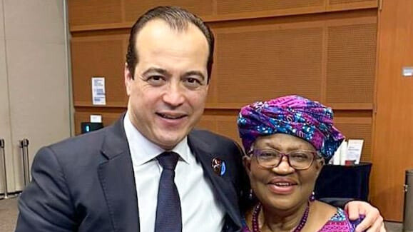 Gutiérrez participó en más de una decena de reuniones bilaterales con representantes de países miembros durante el en el encuentro Ministerial de Comercio del Foro de Cooperación Económica Asia-Pacífico.