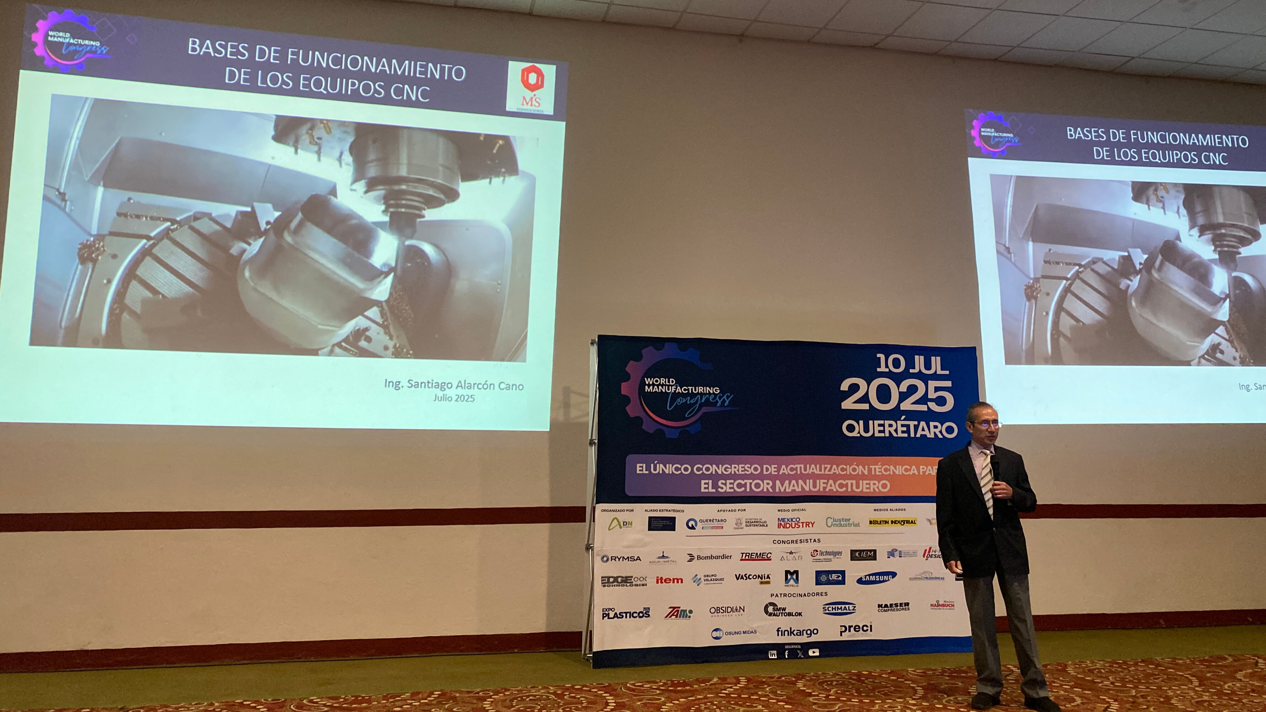 Santiago Alarcón, congresista.