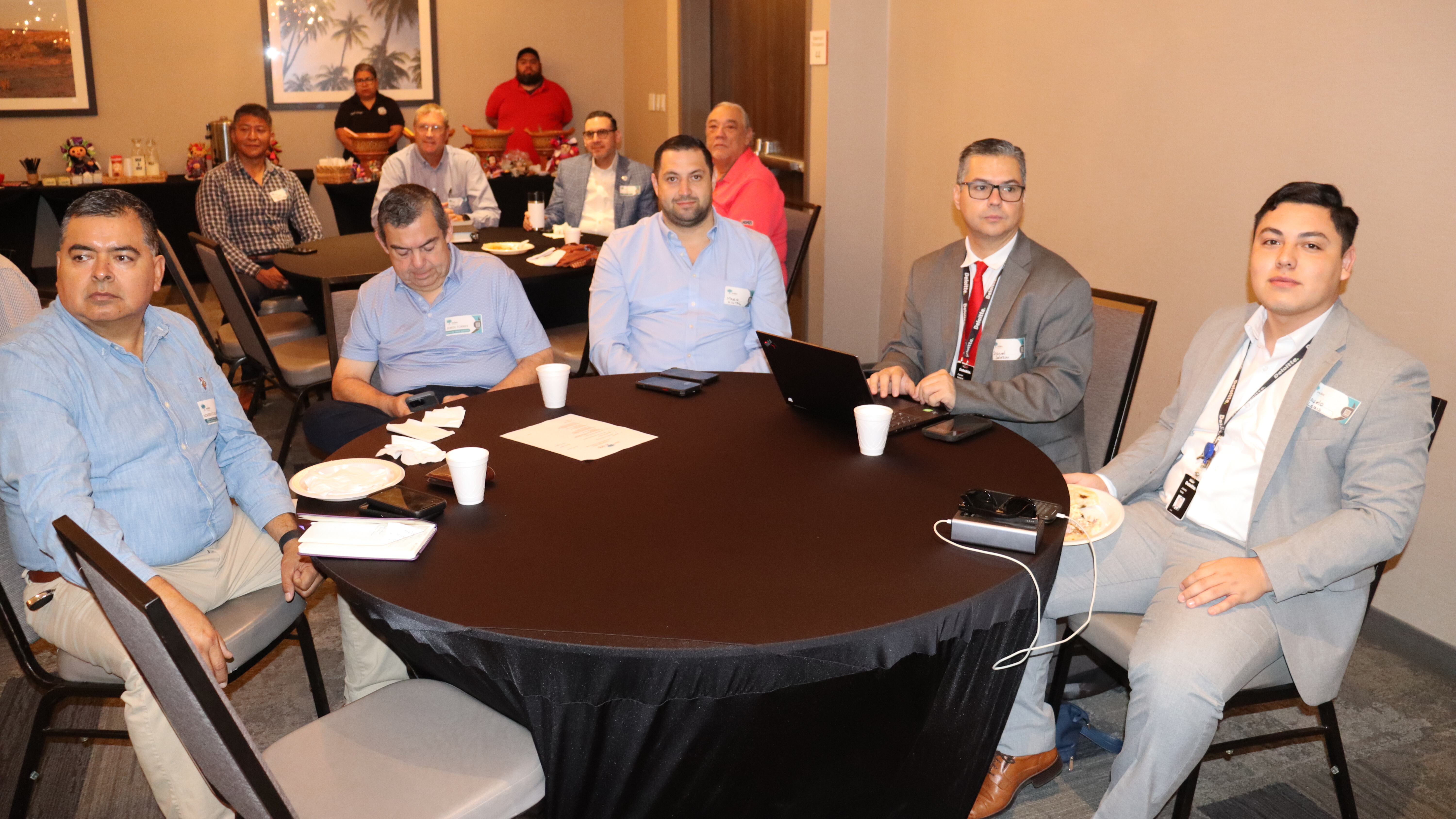 Asistentes a la reunión mensual de INDEX Reynosa