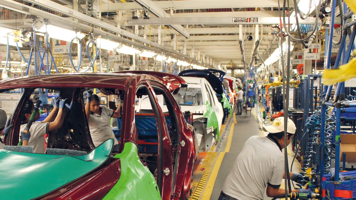 El dinamismo económico de San Luis Potosí está respaldado por inversión industrial y modernización de infraestructura.