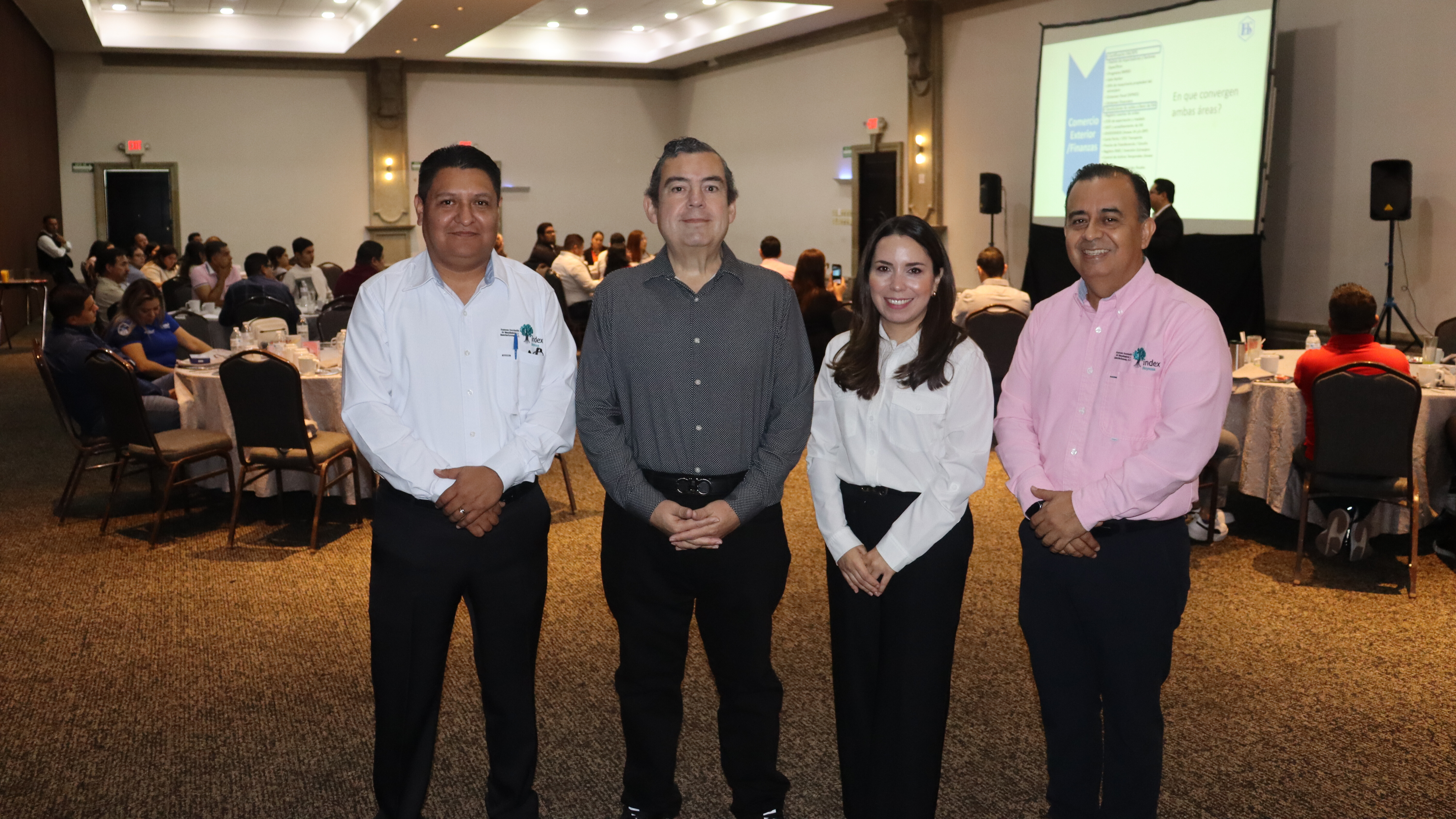 Víctor Arnulfo López Moreno, Pdte. Comité de Comercio Exterior de Index Reynosa; Jorge Torres, CEO de INTERLINK Trade Services; Ingrid Ulloa, Gerente de Desarrollo Industrial de Grupo CIL y Luis Méndez, Director de Index Reynosa.