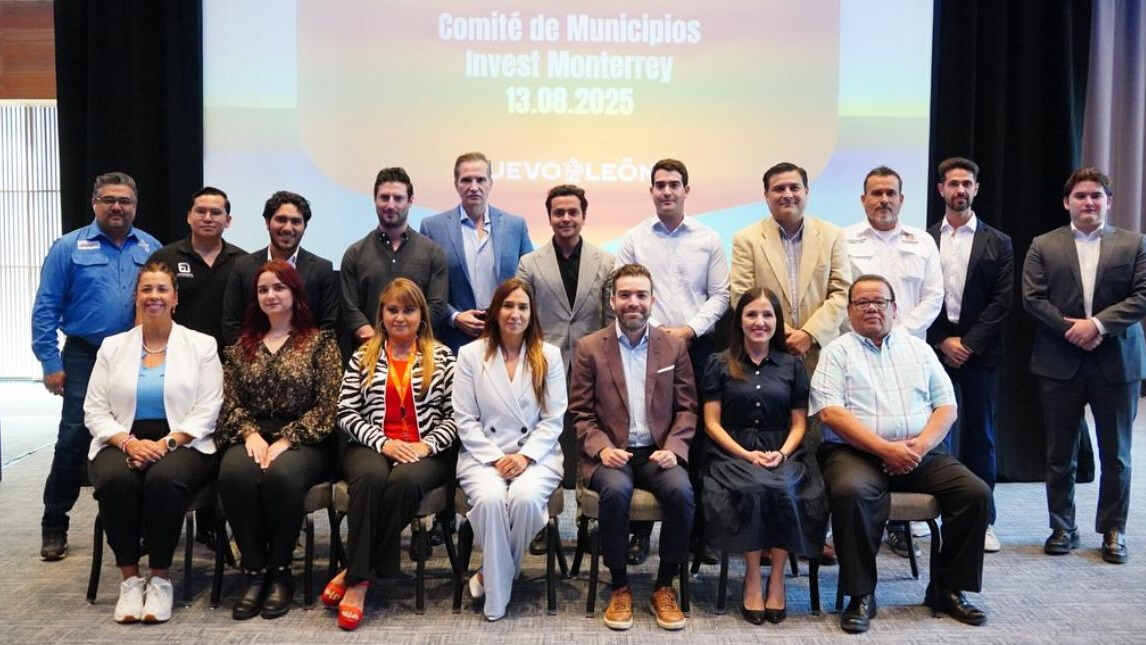 Representantes de desarrollo económico de municipios del Área Metropolitana de Monterrey participaron en una sesión del Comité de Municipios, impulsada por Invest Monterrey, para coordinar acciones que favorezcan la atracción de inversión a Nuevo León.