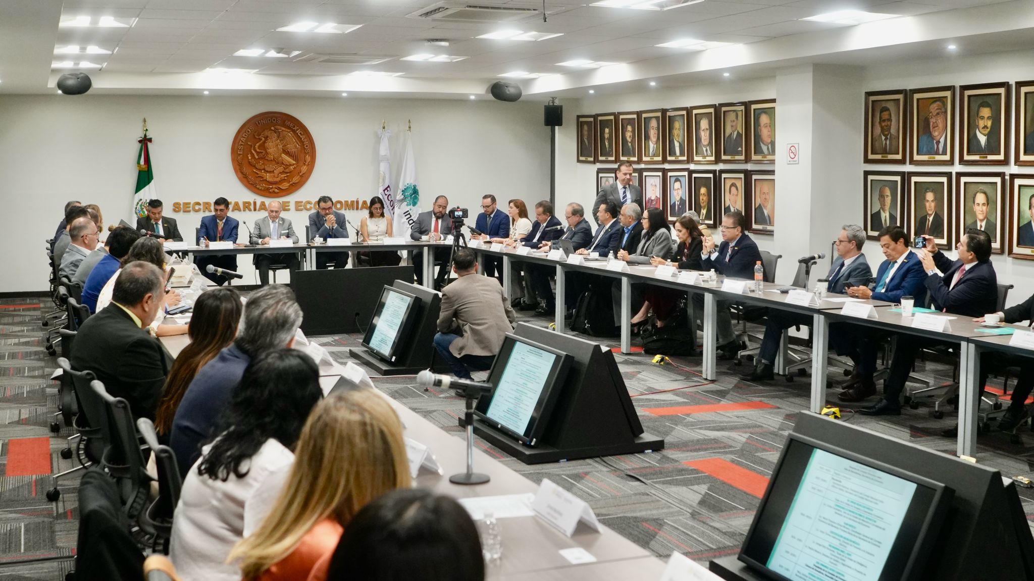 El lema de index refleja orgullo: lo hecho en México está bien hecho.