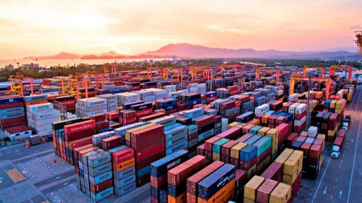 El puerto de Manzanillo se perfila como el más importante de América Latina.