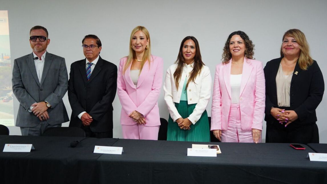 Autoridades estatales y representantes del sector médico presentan el Clúster de Salud y Turismo Médico, que fortalecerá la innovación, inversión y servicios especializados en Nuevo León.
