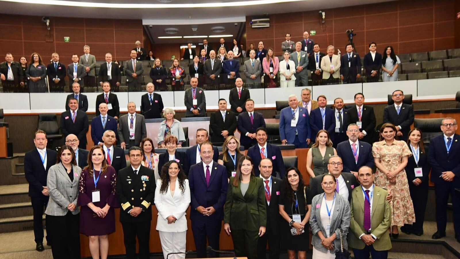 CAAAREM y Senado dialogan sobre reformas a la Ley Aduanera y agenda digital T-MEC