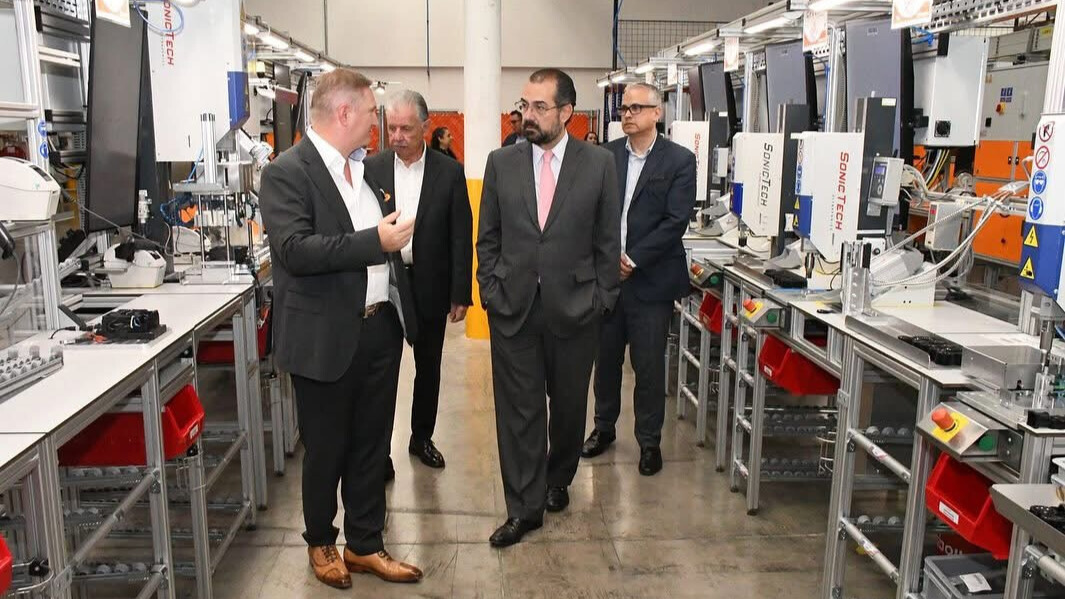 La nueva planta fortalece la competitividad del sector automotriz en Chihuahua.