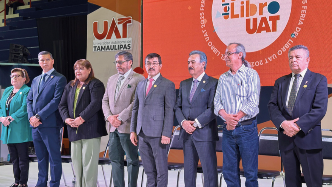 La Fundación UAT y Grupo Uni-Trade reafirman su compromiso con la educación y la cultura durante la Feria del Libro UAT 2025 en Tampico.