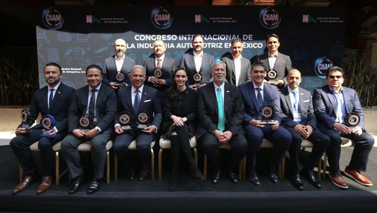 INA reconoce a líderes y empresas con el Premio Nacional Industria Automotriz 2025