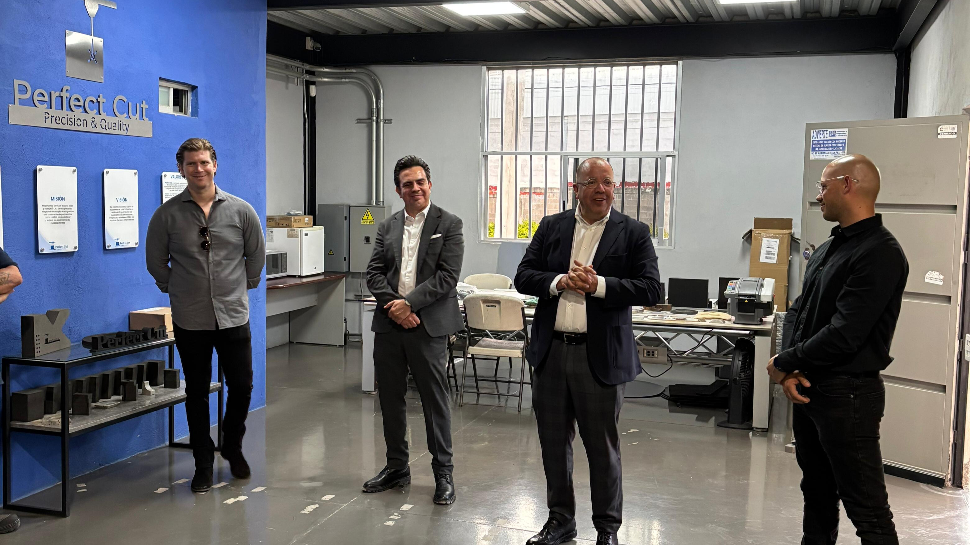 Perfect Cut México obtiene la certificación ISO 9001:2015 en León, Guanajuato, consolidando su liderazgo en soluciones de corte industrial con calidad y mejora continua.