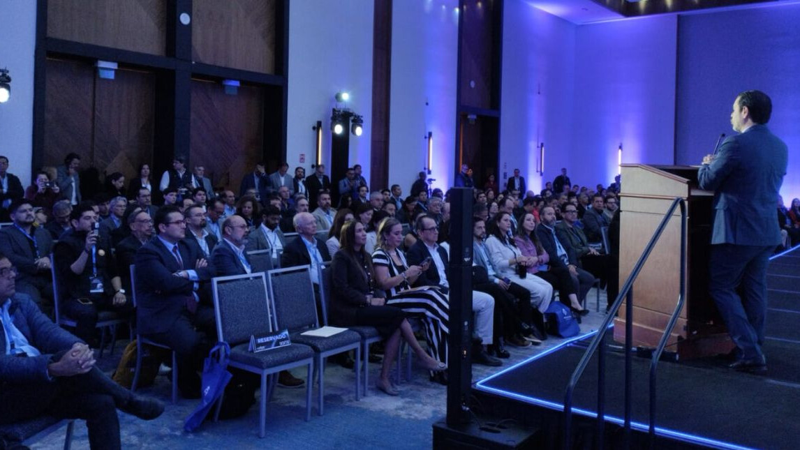SOFT 2025, organizado por Csoftmty en Monterrey, reunió a líderes para impulsar innovación digital, IA y talento tecnológico, con enfoque en tendencias 2026 y colaboración.