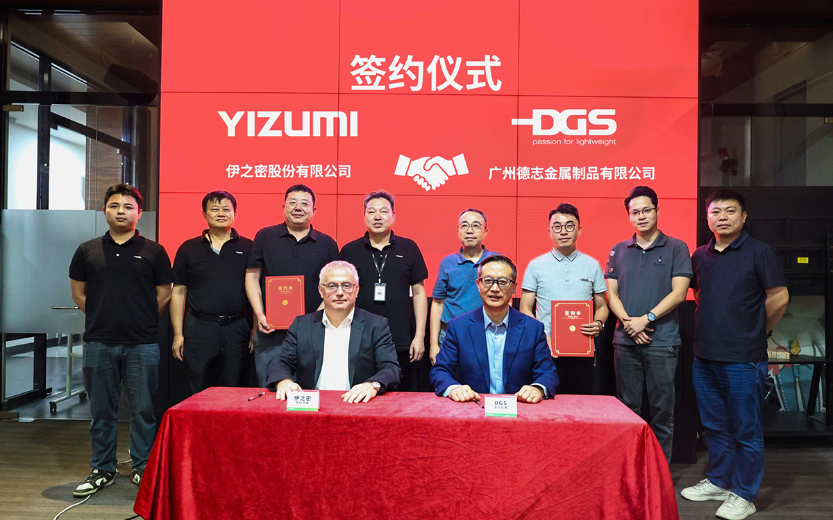 YIZUMI y DGS: Alianza estratégica para el futuro del Thixomolding