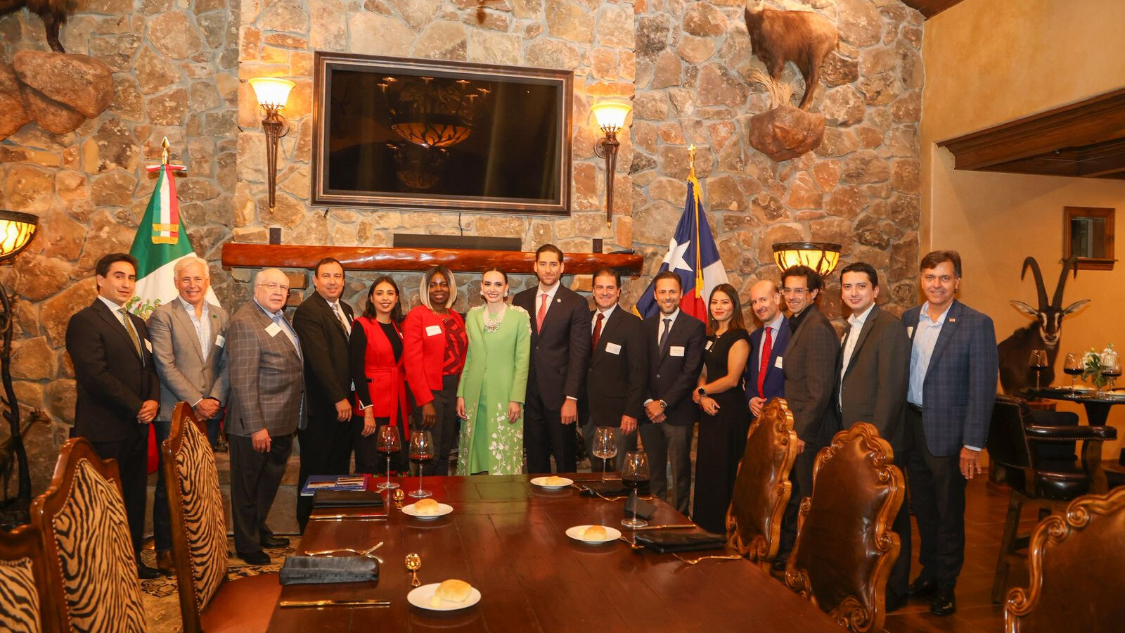 Delegación mexicana impulsa diálogo binacional con Texas para fortalecer infraestructura y energía en la frontera