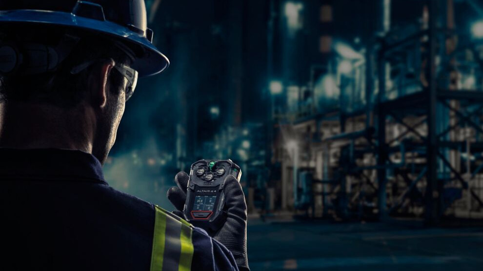 Detectores de flama con IA buscan reducir pérdidas por falsas alarmas en plantas industriales