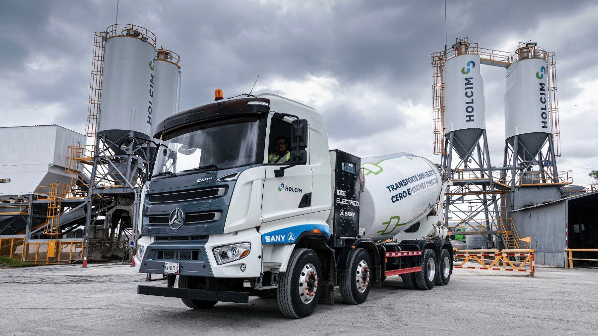 Holcim invierte 51 mdp en la primera planta de concreto totalmente eléctrica