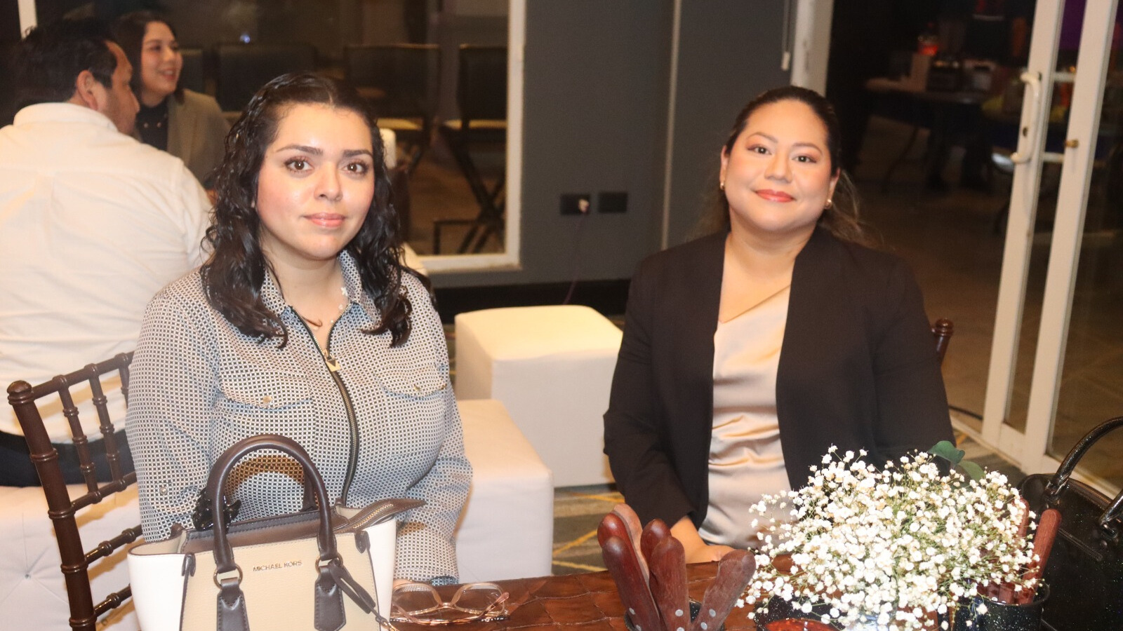Alejandra Valdez y Mara Arriaga de Payne Oil & Gas,