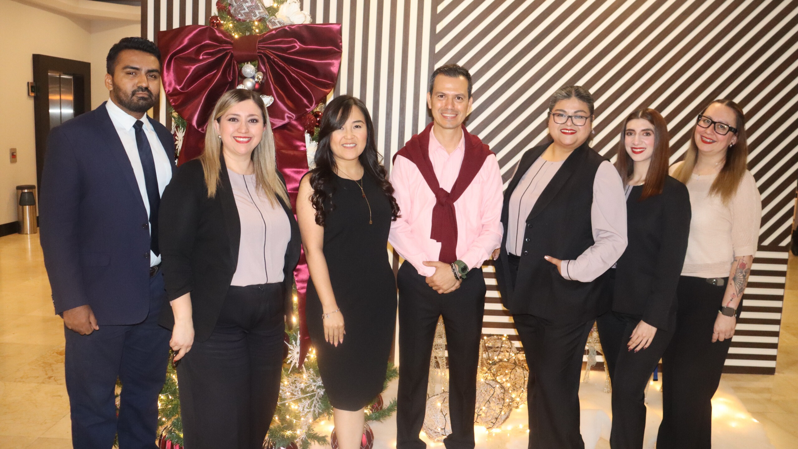Equipo de Holiday Inn Industrial Poniente.
