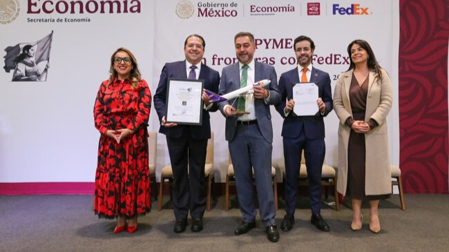 México refuerza su capacidad exportadora con alianza estratégica entre Economía y FedEx