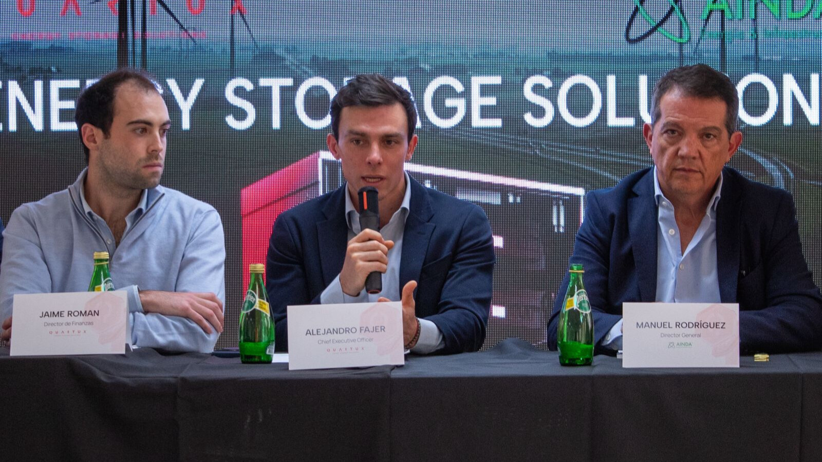 Manuel Rodríguez y Luis Arias, CEO y CFO de AINDA, junto con Alejandro Fajer y Justo Fernández del Valle, CEO y COO de Quartux.
