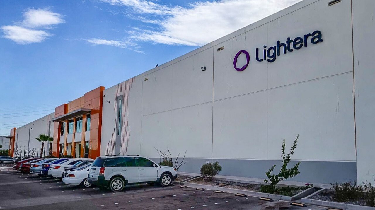Lightera expande su planta en Mexicali ante el crecimiento de centros de datos y telecomunicaciones
