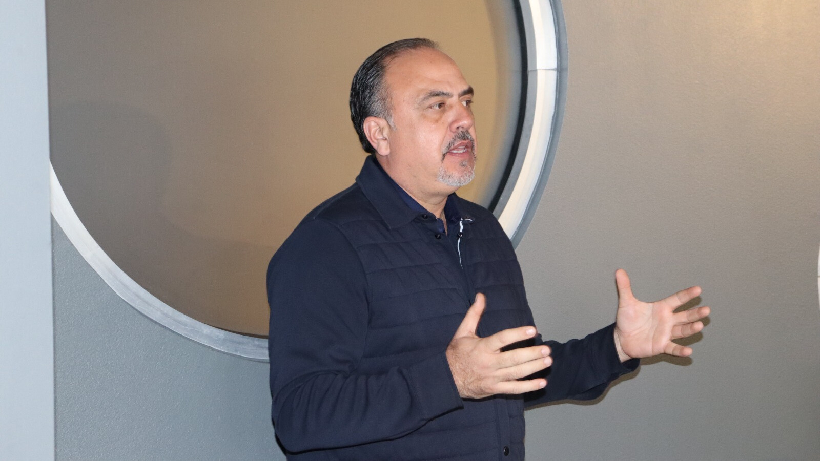 Sergio Gracia, Presidente de México Industry recalcó la importancia de fomentar el desarrollo binacional y que las empresas tomen decisiones con la asesoría adecuada.