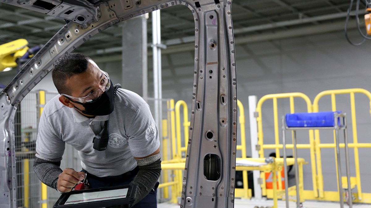 Expectativas económicas CAINTRA: así se comportó la manufactura de Nuevo León en noviembre