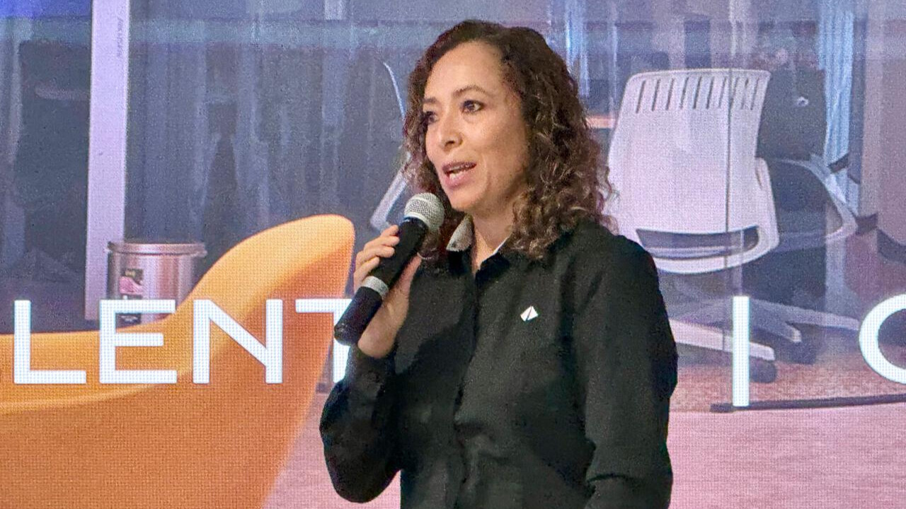 Karina Olvera, gerente de Comunicación de International.
