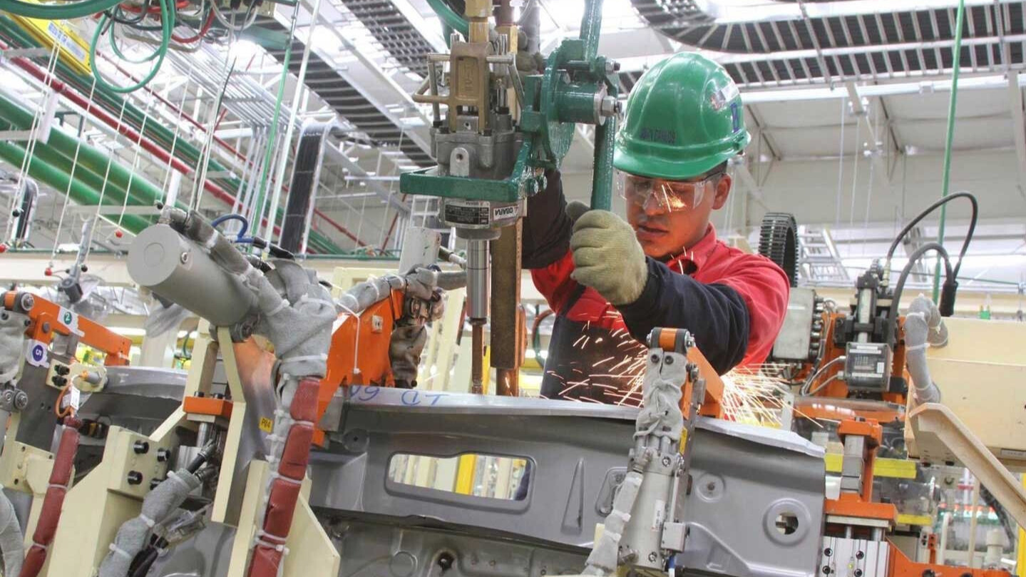 Manufactura mexicana mantiene su peso económico, pero requiere reactivar el mercado interno
