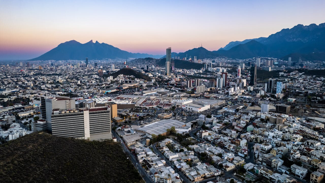 Nuevo León consolida su liderazgo económico con crecimiento de 3.8% en 2025